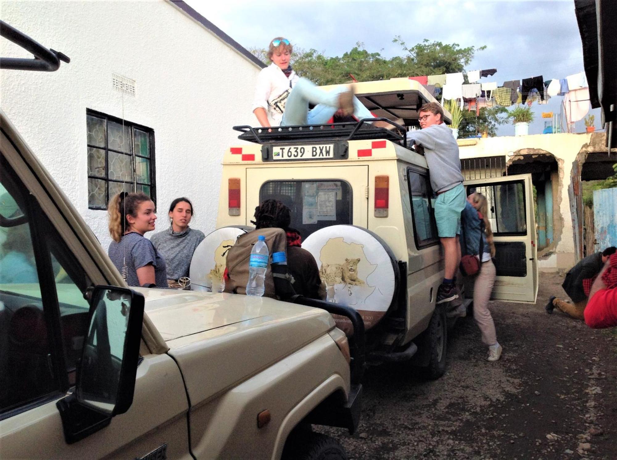 First Point Arusha Hostel ภายนอก รูปภาพ