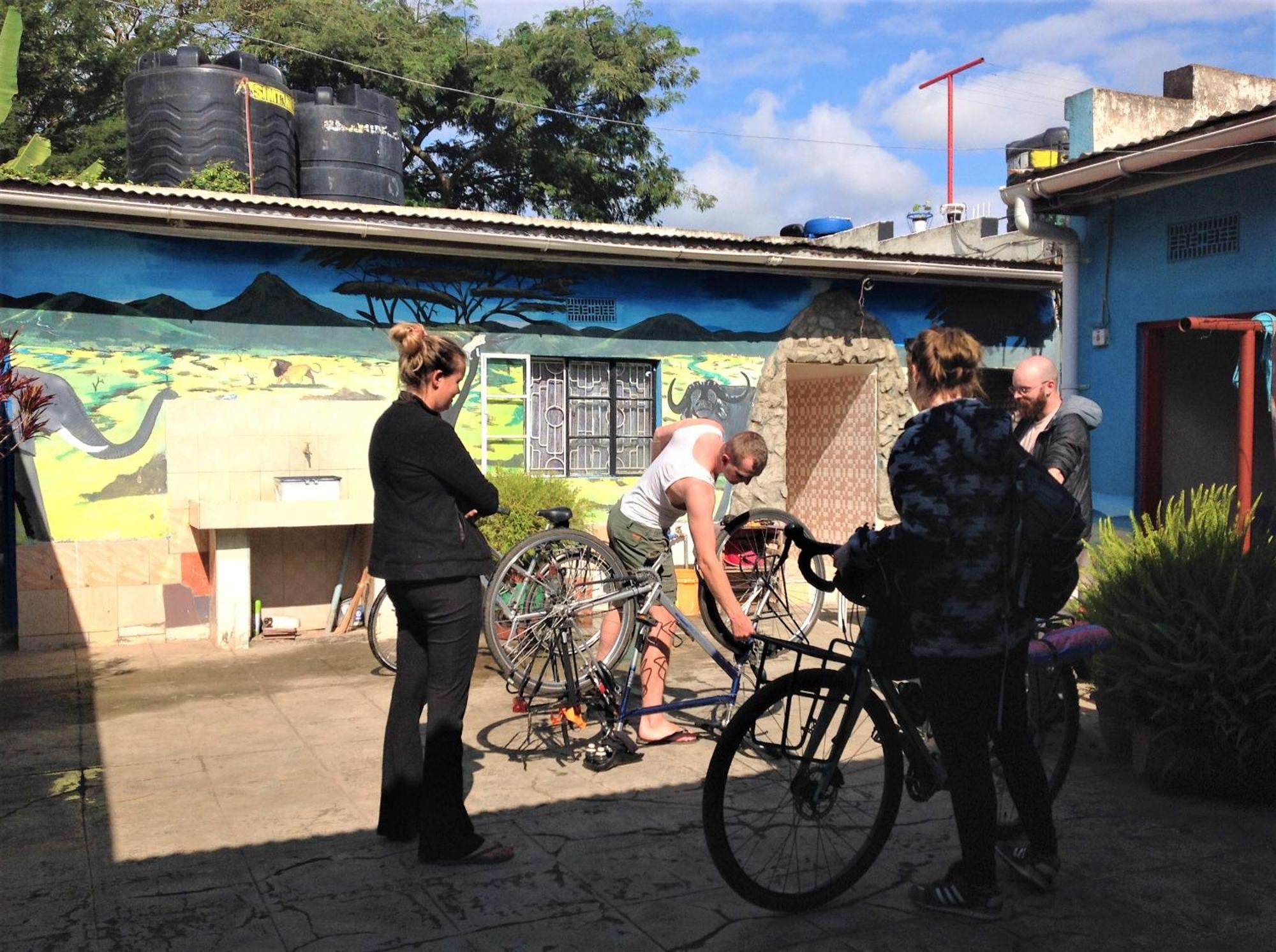 First Point Arusha Hostel ภายนอก รูปภาพ