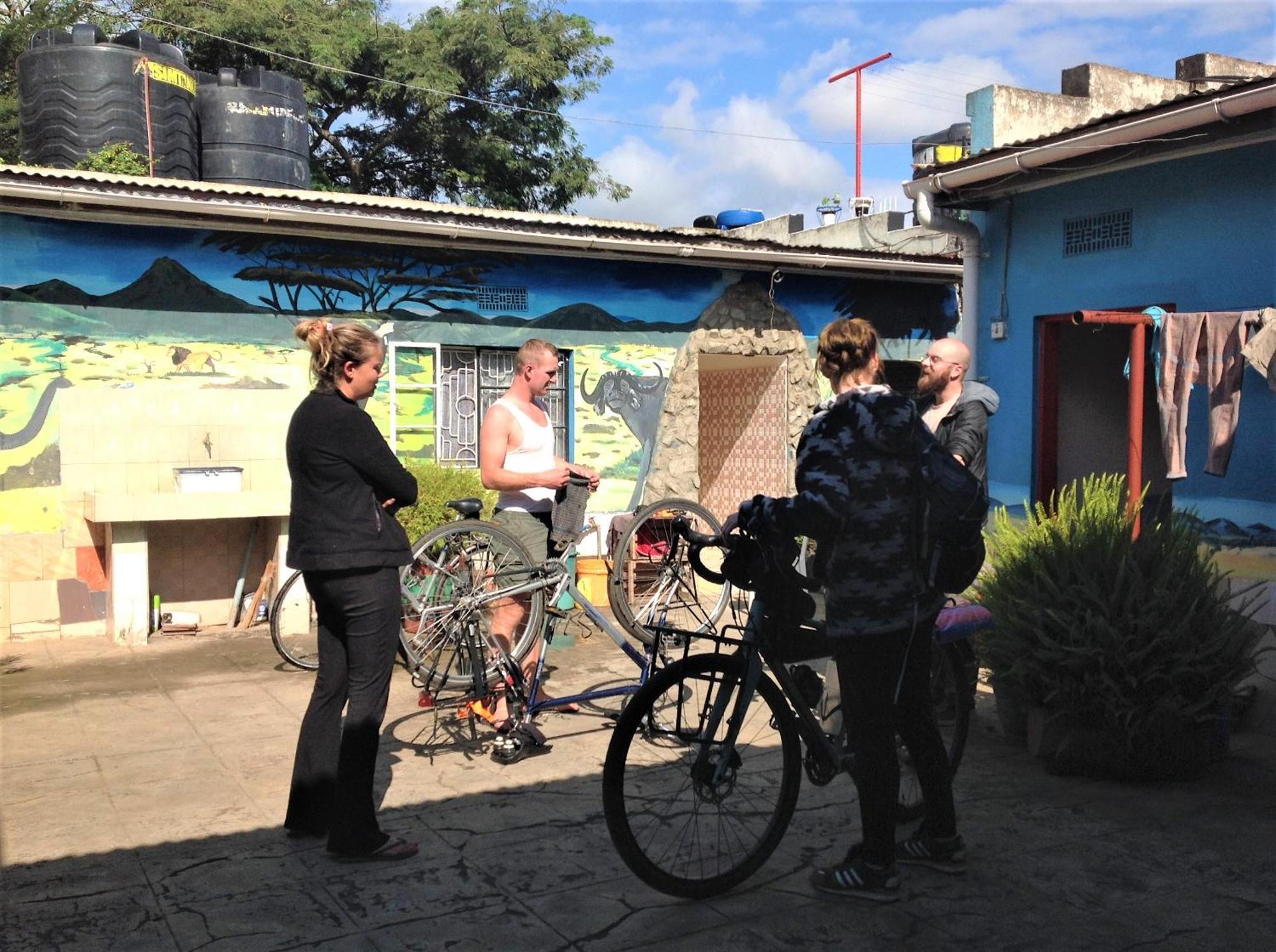 First Point Arusha Hostel ภายนอก รูปภาพ